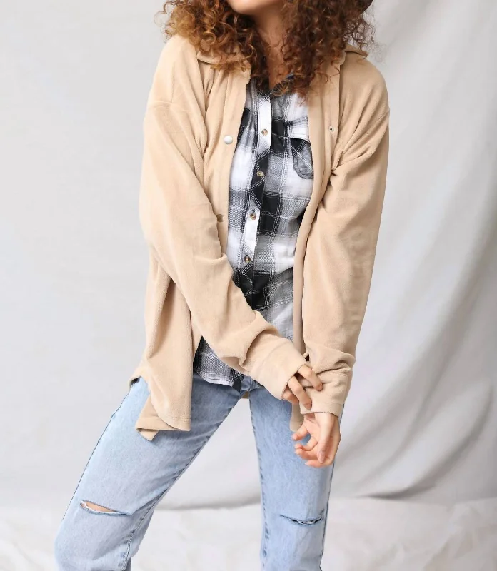 Durable Fashion Picks Soft Teddy Button Up Jacket In Beige