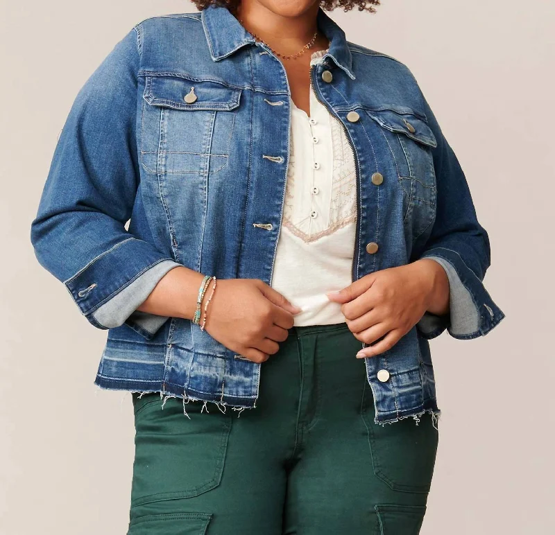 Fashion Forward Curvy Vintage Denim Jacket In Mid Blue