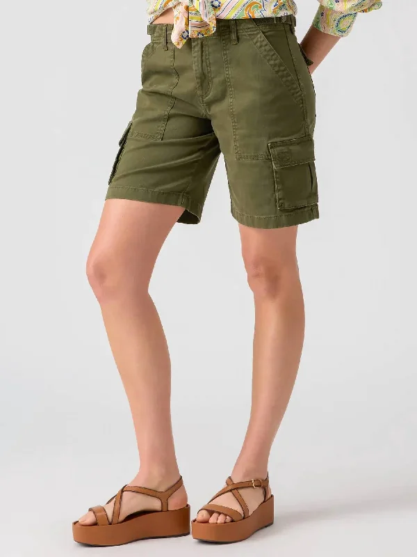 Trend Setting Threads Cargo Shorts In Mossy Green