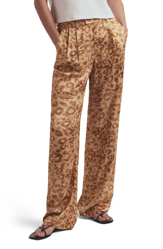 Get The Latest Trends Low Favorite Pant In Leo Vibes