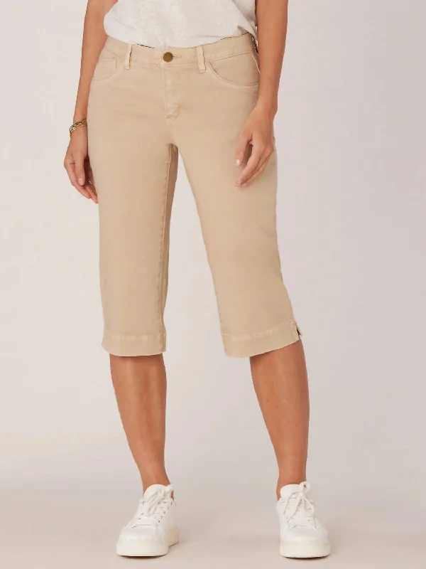 Fashion Forward Skimmer Capri Pants In Tan