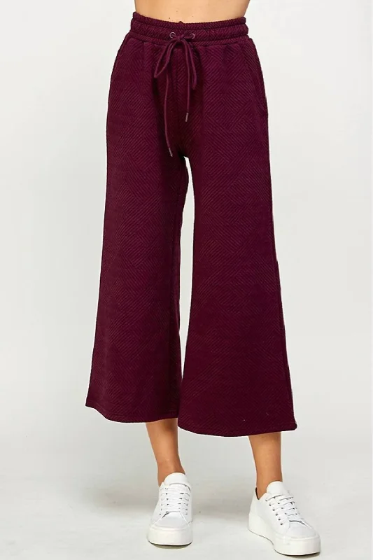 Refined Simplicity Textured Cropped Wide Pant In Burgundy