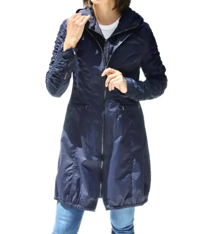 Chic And Edgy Ula Quilted Vest Jacket In Navy