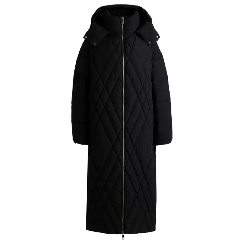 Break Fashion Norms Quilted down coat with adjustable hood