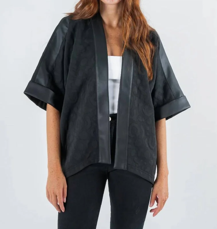 Chic And Trendy Coco Cape In Jet Black Cheetah