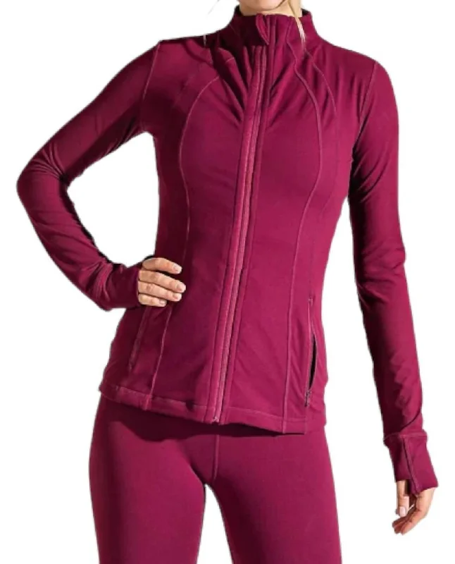 Trendy Urban Attire Athleisure Zipper Jacket In Burgundy