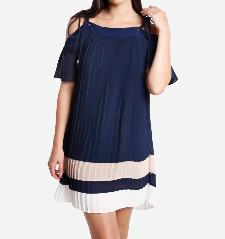 Latest Trends Chiffon Pleated Cold Shoulder Dress In Navy Combo